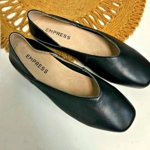 Empress Australian Leather Comfi Flat Black